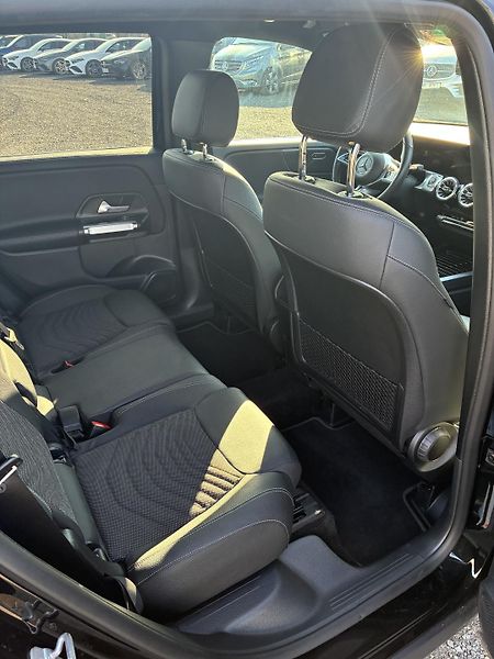 Mercedes-Benz GLB (2024) 200d 4MATIC - fotka 10 z 17
