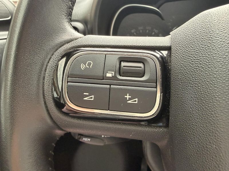 Toyota ProAce City Verso 1.2-7 MÍST-MOŽNOST VESTAVBY - fotka 15 z 23