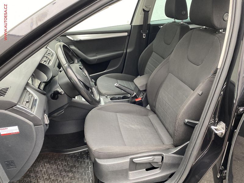 Škoda Octavia (2014) 2.0TDi, ČR, Elegance, bixen - fotka 9 z 18
