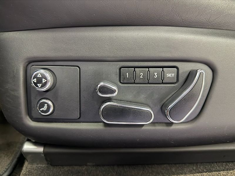 Bentley Continental GT V12 434 KW BREITLING - fotka 21 z 25