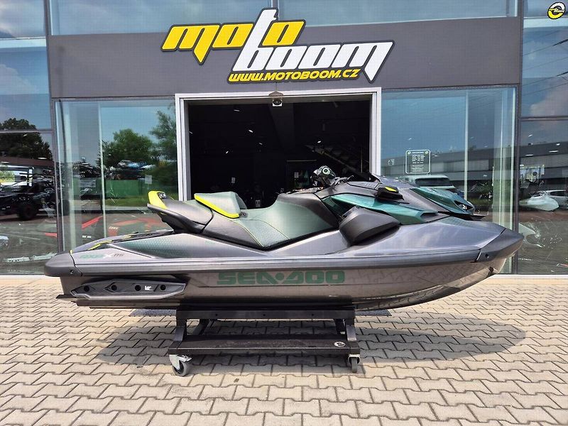 Sea Doo (2023) RXP XRS Apex 1+1-up 300hp Audi - fotka 4 z 23
