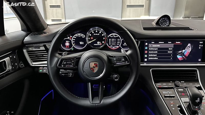 Porsche Panamera TURBO S E-HYBRID 700 koní - fotka 48 z 51