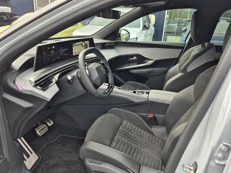 Peugeot 3008 (2026) GT Hybrid 145 e-DCS6  - fotka 8 z 21