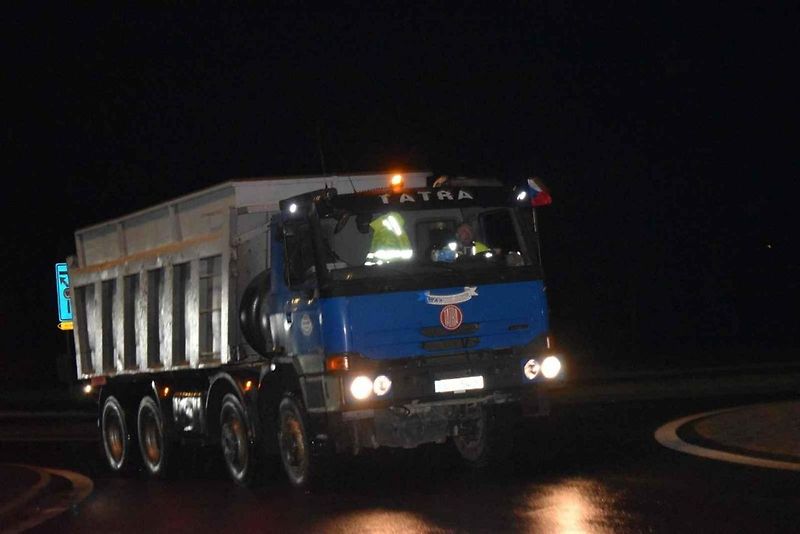 Demonstrace zemědělců před ministerstvem zemědělství a blokáda pražské magistrály. Na snímku je traktor John Deere 7730.