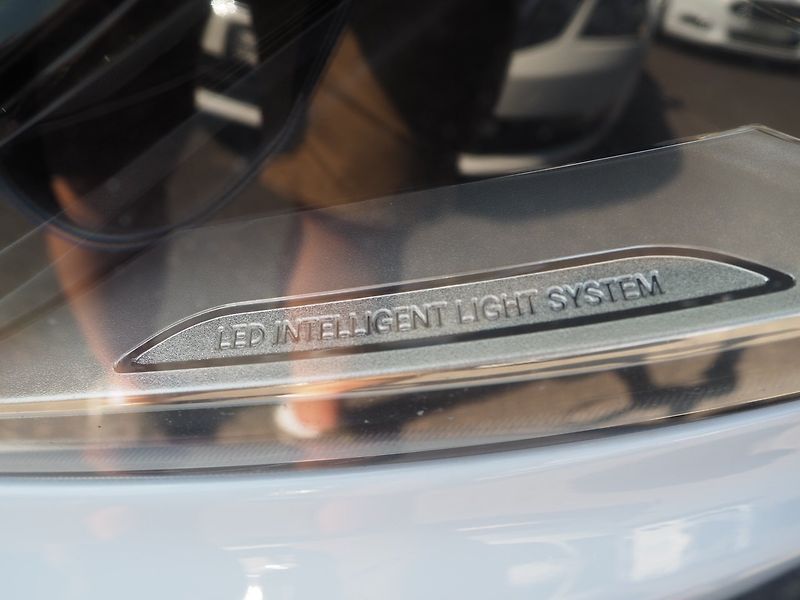Mercedes-Benz Třídy V (2018) 250D, Led, 360°, AMG Black Ed - fotka 21 z 39
