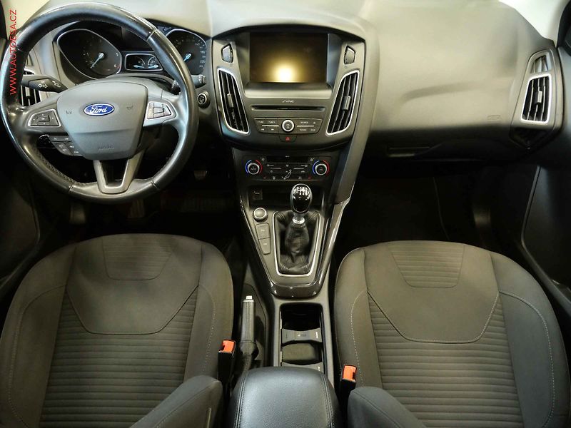 Ford Focus (2016) 1.5TDCi, 2.maj,ČR, Klima - fotka 8 z 21