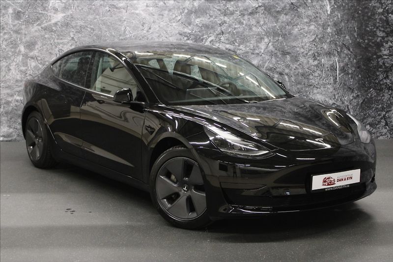 Tesla Model 3 0,0 Standard plus zánovní - fotka 2 z 26