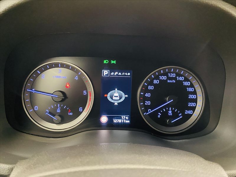 Hyundai Tucson 2,0 CRDi 136kW 4x4 Premium - fotka 11 z 25
