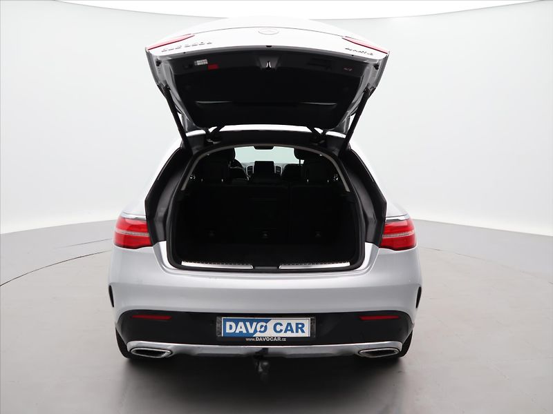 Mercedes-Benz GLE 3,0 350d 190kW 4Matic CZ - fotka 9 z 31