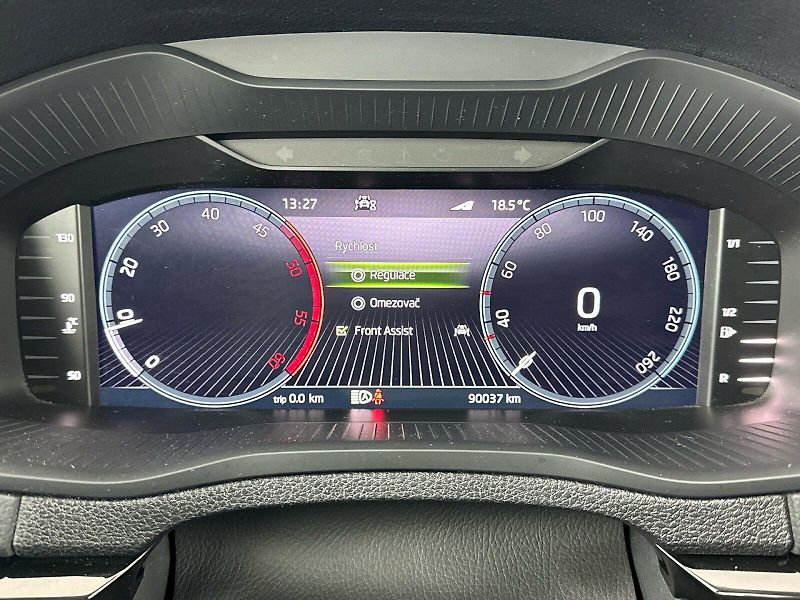 Škoda Karoq (2023) 2.0TDI 110kW Style - fotka 10 z 31