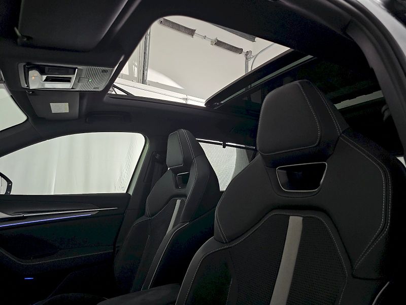 Škoda Kodiaq (2025) 2.0TDi 142kW 4X4 SPORTLINE TOP - fotka 29 z 35