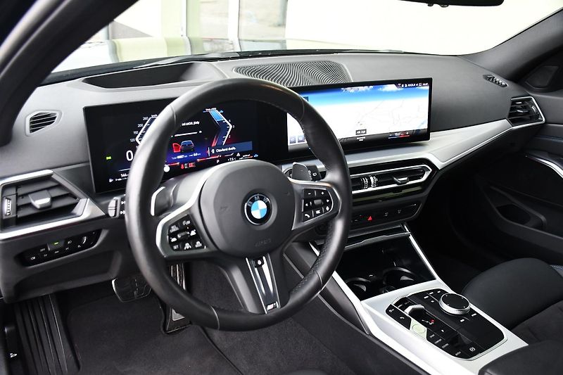 BMW Řada 3 320D xDrive M-SPORT ČR 1.M - fotka 15 z 47