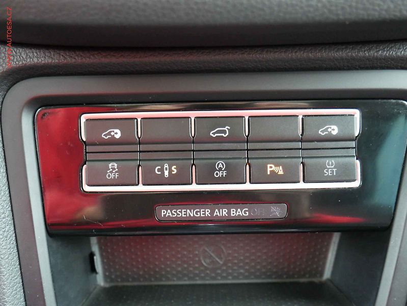 Seat Alhambra (2015) 2.0TDi 7Míst, DSG, bixen - fotka 20 z 22