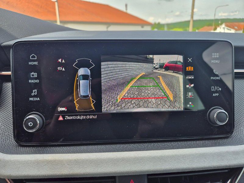 Škoda Scala (2025) Top Selection 1.0 TSI 85 kW 6° - fotka 29 z 33