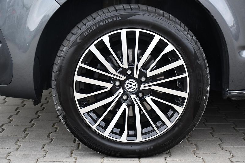 Volkswagen Multivan 2.0TDI BULLI VIRTUA DCC TAŽNÉ  - fotka 36 z 37
