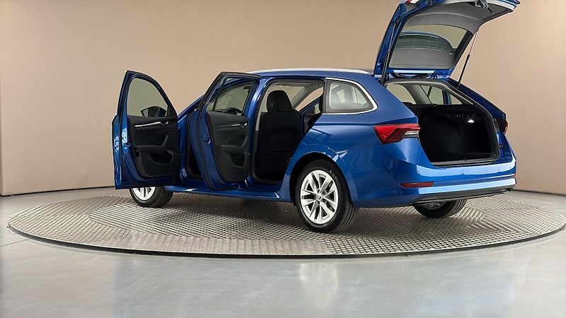 Škoda Octavia 1.0 TSI Style Combi - fotka 7 z 26