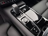 Volvo V60 (2026) T6 AWD Plug-in DARK PLUS - náhled 17