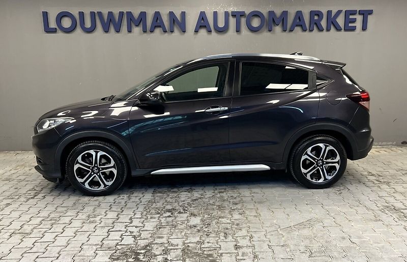 Honda HR-V 1.5 i-VTEC AT EXECUTIVE - fotka 3 z 17