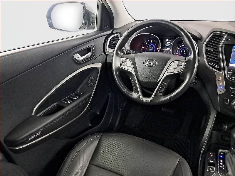 Hyundai Santa Fe (2015) 2.2 CRDi, 4X4, Automat - fotka 7 z 26