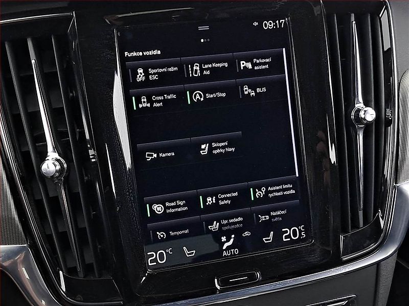 Volvo V90 (2019) D5 AWD, 4X4, Automat, Kůže - fotka 17 z 22