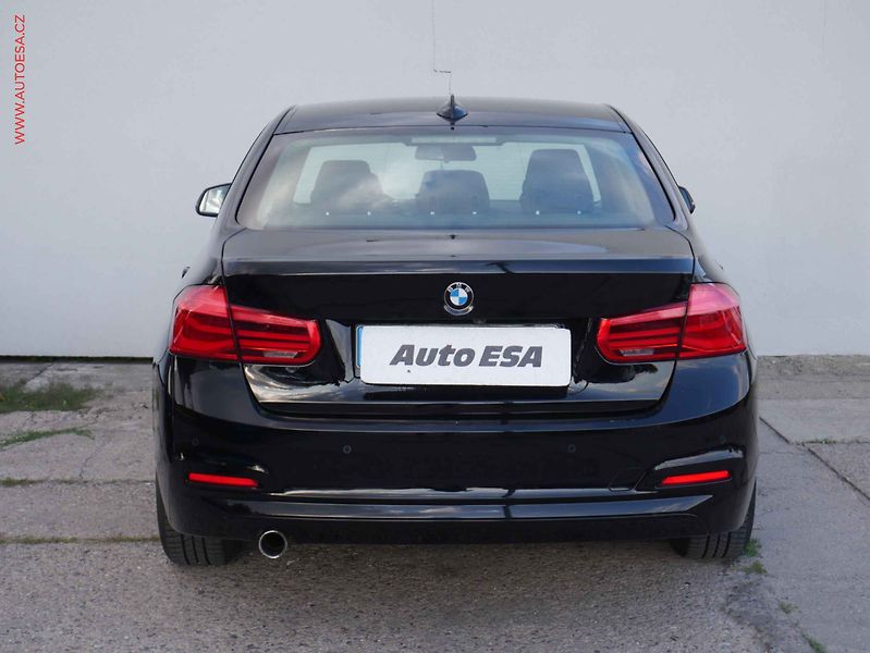 BMW Řada 3 (2018) 1.5i, 2.maj,ČR, servis.kniha - fotka 5 z 18