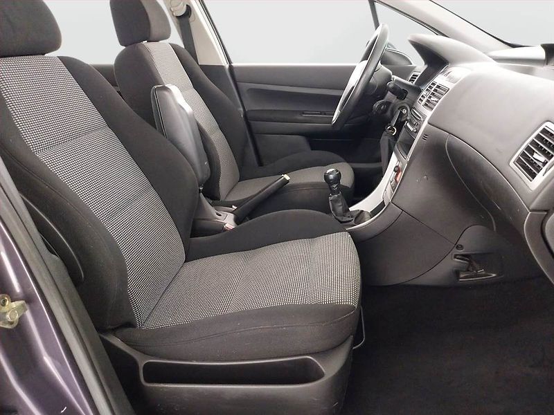 Peugeot 307 (2005) 1.4 16V, po STK, Tažné, Klima - fotka 9 z 17
