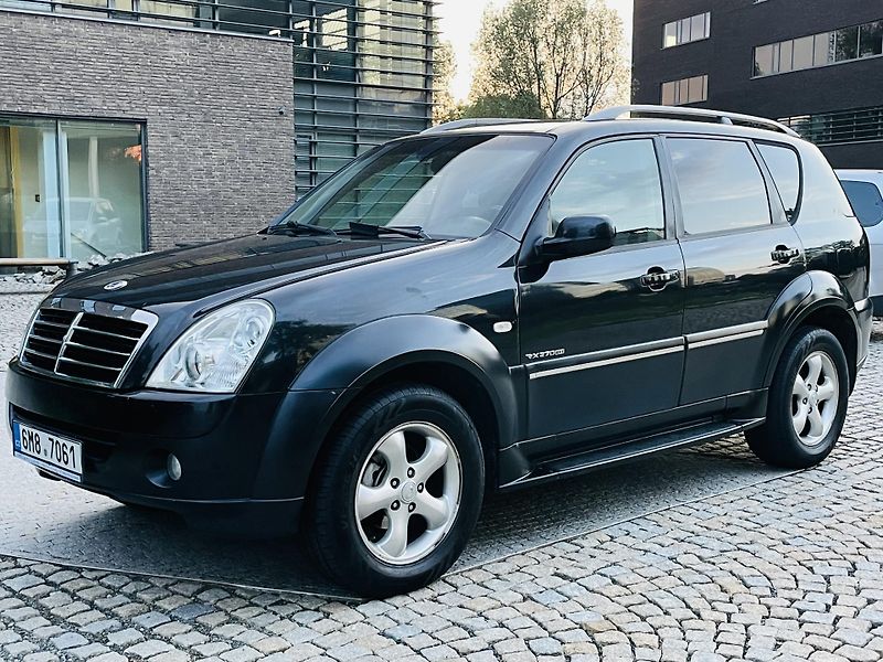 SsangYong Rexton 2.7XDi 4x4 AUT VÝHŘEV KAMERA - fotka 5 z 43