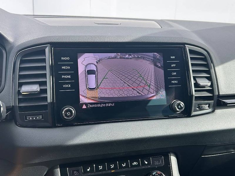 Škoda Karoq Sportline 7DSG 1,5TSI - fotka 19 z 26