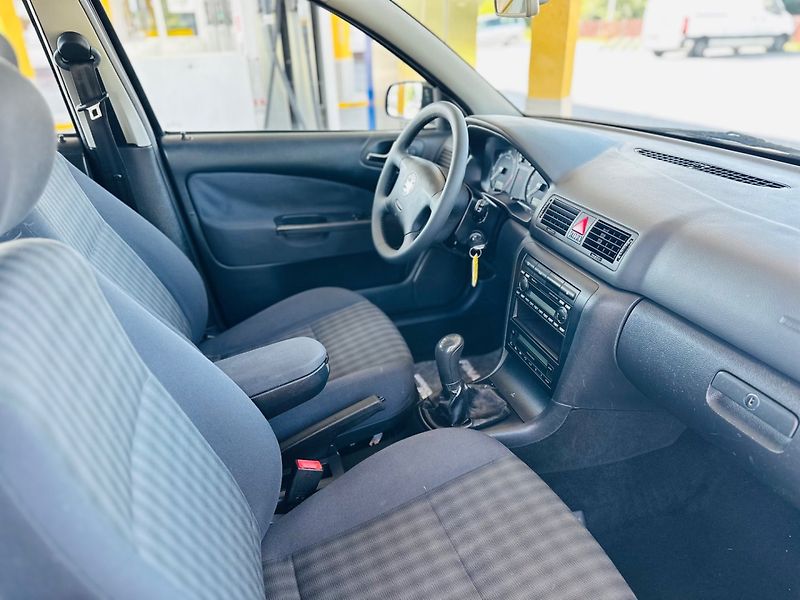 Škoda Octavia (2008) 1.9TDi GARANCE KM - fotka 8 z 12