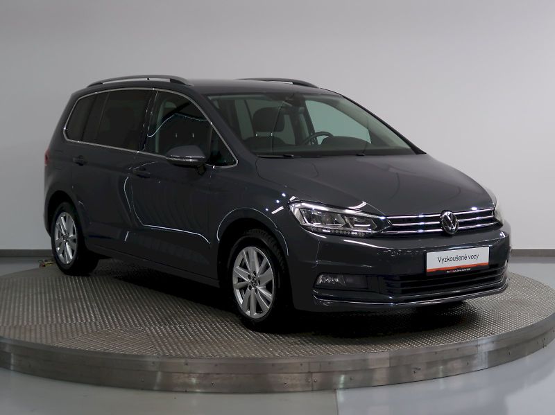 Volkswagen Touran (2023) HIGHLINE 2.0TDI DSG - fotka 6 z 37