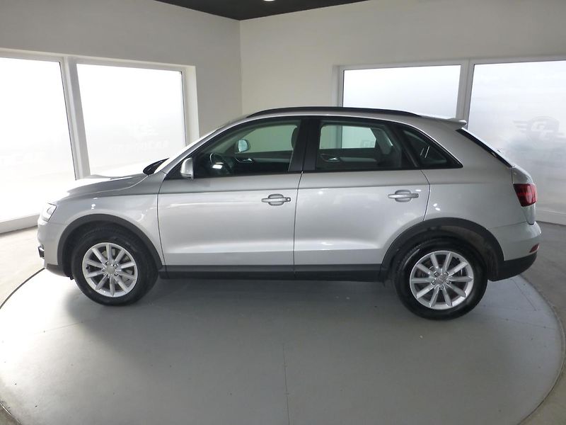 Audi Q3 (2012) 2,0TSI-125KW*NAVI**PARK.S**4X4 - fotka 8 z 26