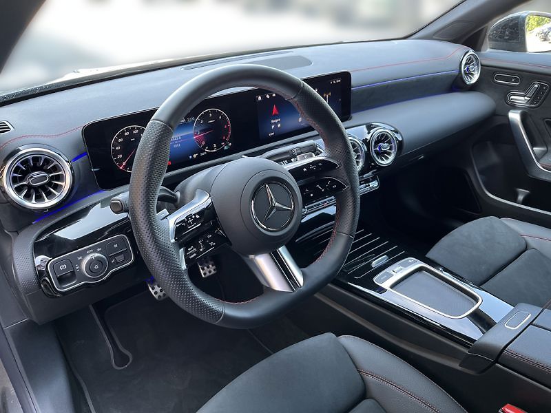 Mercedes-Benz CLA Třída 200 d Shooting Brake AMG - fotka 10 z 21