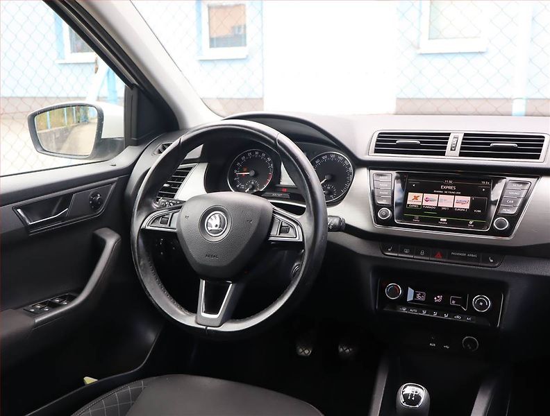 Škoda Fabia (2016) 1.4 TDI, nová STK, zamluveno - fotka 7 z 15