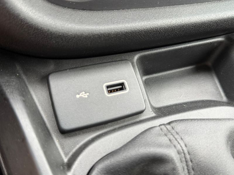 Fiat Dobló 1.6MTJ *77kW*ZADÁNO* - fotka 21 z 26