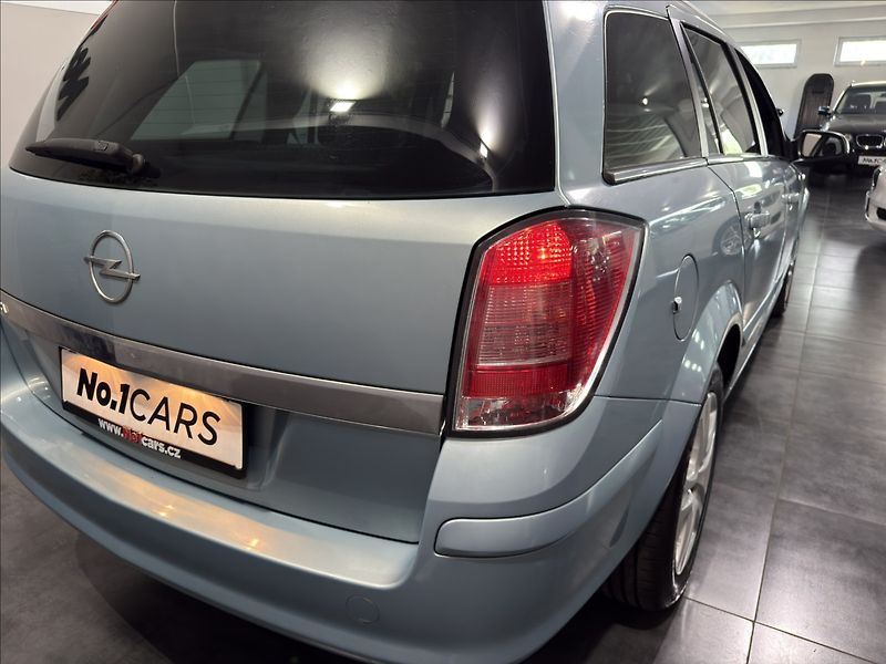 Opel Astra 1,6   i H KLIMATIZACE TEMPOMAT - fotka 27 z 36
