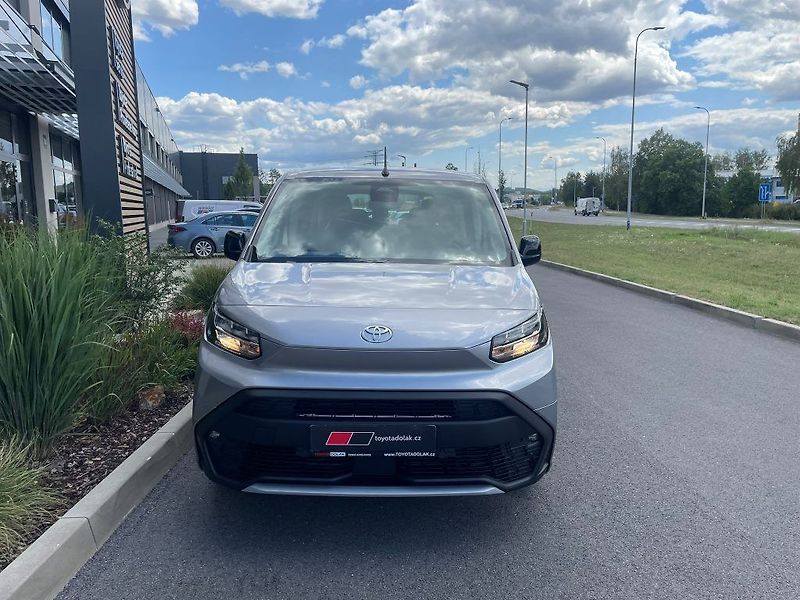Toyota ProAce City Verso 1.2 M/T Long Business 7 míst - fotka 8 z 28
