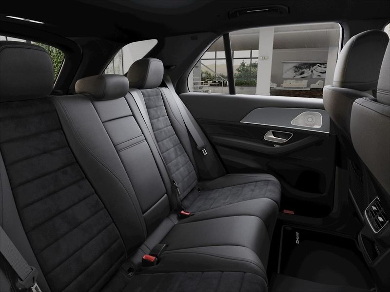Mercedes-Benz GLE (2026) 2,0 300 d 4MATIC - fotka 8 z 9