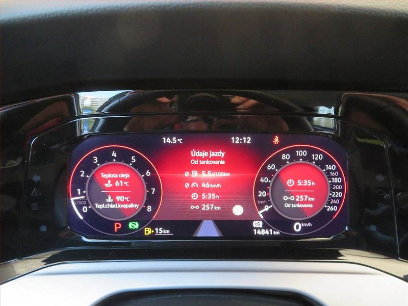 Volkswagen Golf (2021) Life 1.5 eTSI - fotka 11 z 17