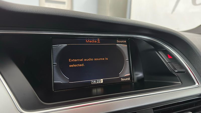 Audi A5 QUATTRO / 2 SADY GUM  - fotka 39 z 47