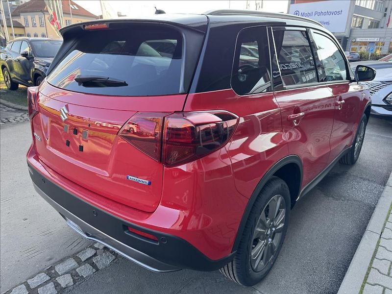 Suzuki Vitara (2025) 1,4 Premium AllGrip Hybrid - fotka 3 z 6