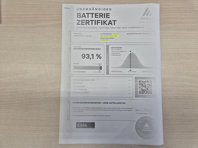 Tesla Model Y RWD 220kw TZ SOH 93,1 % - fotka 19 z 50