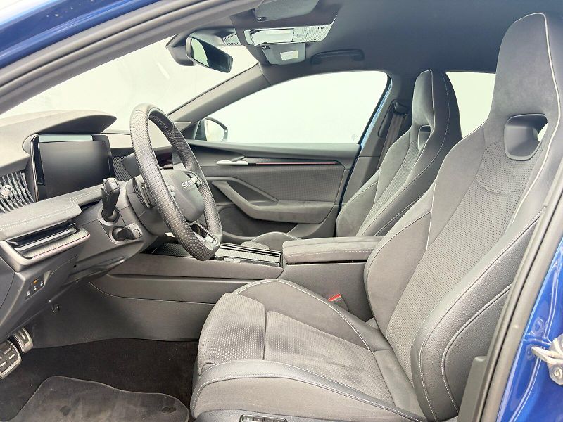 Škoda Superb (2025) DSG 2.0 TDI / 110kW / SPORTLIN - fotka 6 z 35