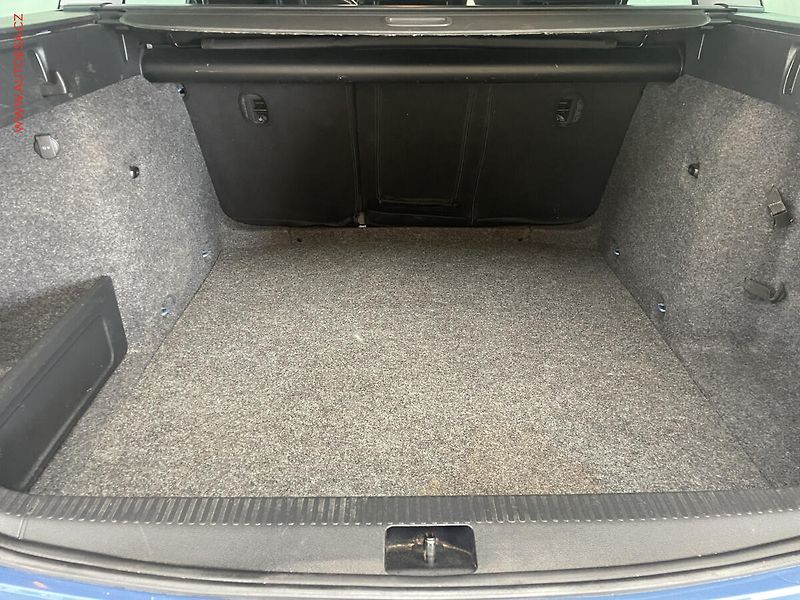 Škoda Octavia (2015) 2.0TDi, AC, tempo - fotka 7 z 17
