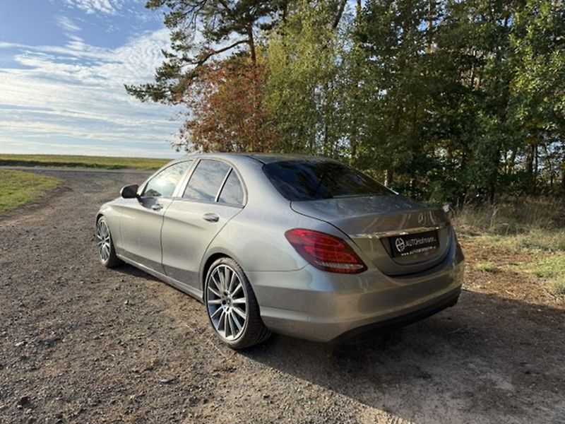 Mercedes-Benz Třídy C C 180, ČR,AMG PAKET, AUTOMAT - fotka 4 z 37