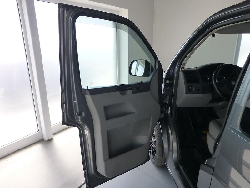 Volkswagen Transporter (2010) 2,0TDI-75KW**TAŽNÉ**ALU**9MÍST - fotka 9 z 24