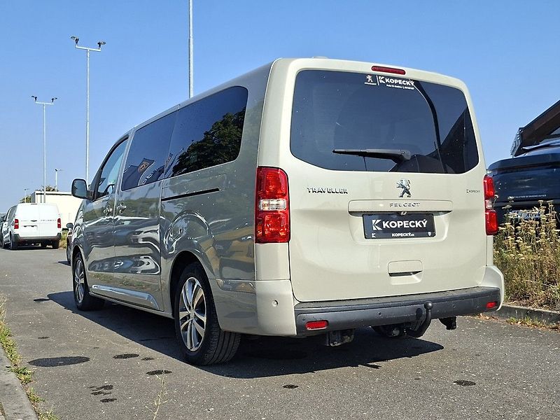 Peugeot Traveller LONG ALLURE 2,0 BHDI 180k EAT8 - fotka 9 z 30