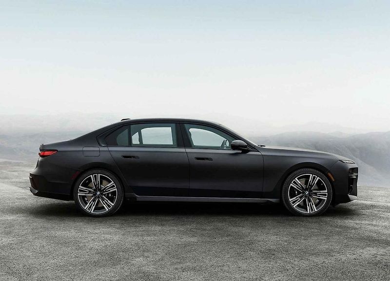 BMW 7 (2022)