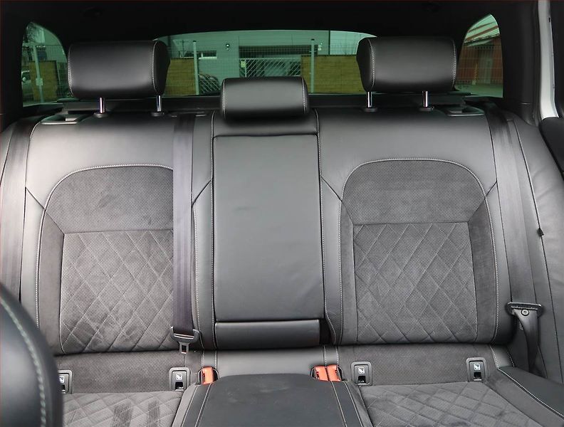 Škoda Superb (2018) Sportline 2.0 TDI - fotka 10 z 25