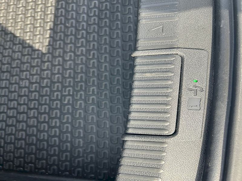 Škoda Superb (2022) STY TD 147/2.0 A7F - fotka 18 z 31