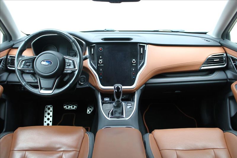 Subaru Outback 2.5i AWD / Touring / DPH / CZ - fotka 19 z 41